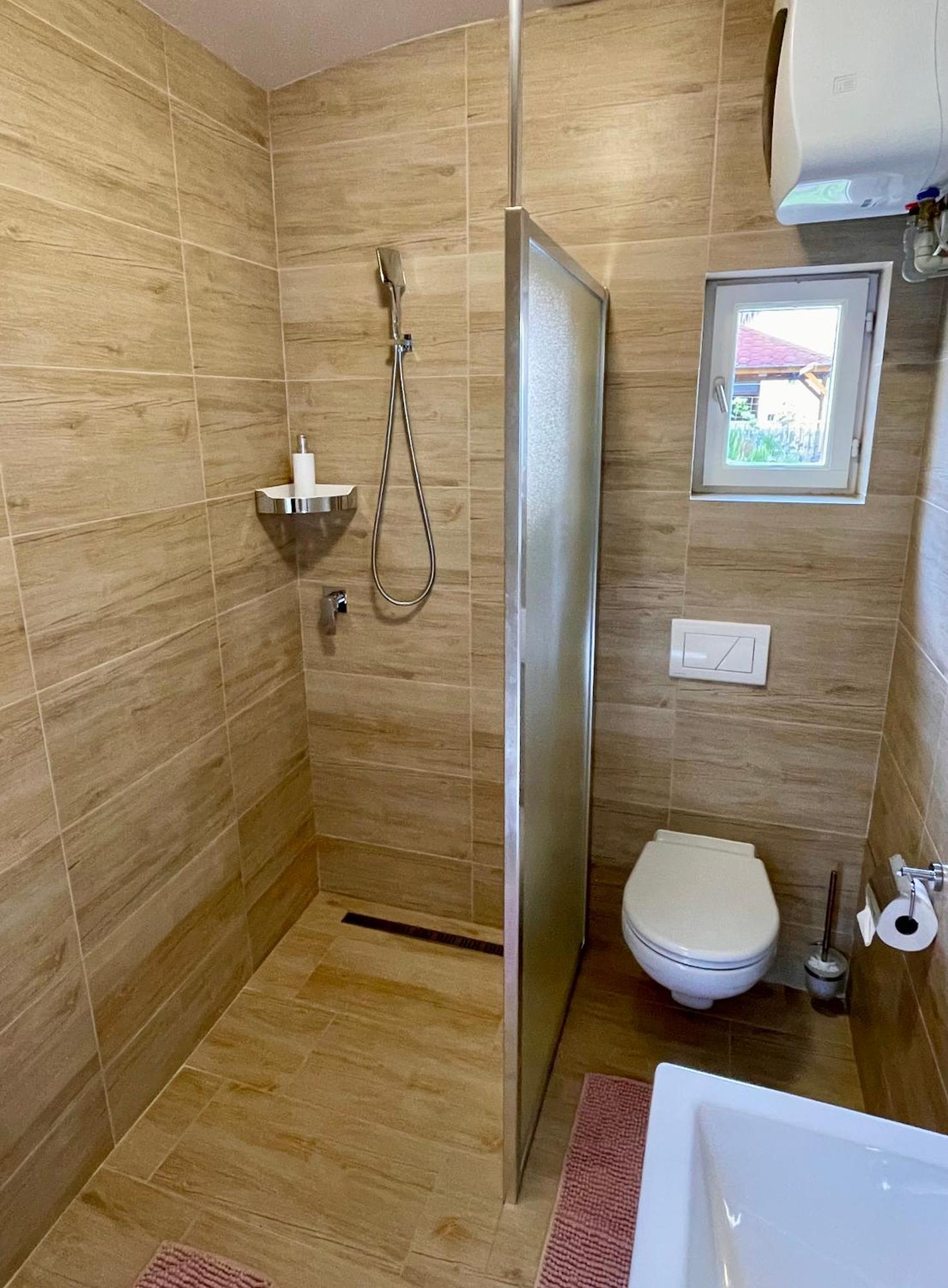 Apartman Dominikanska Літомержице Екстер'єр фото